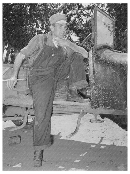 Oklahoma Day Laborer Chopping Cotton June 1939