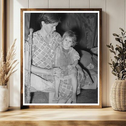 Mother and Daughter on Tenant Farm McIntosh County 1939