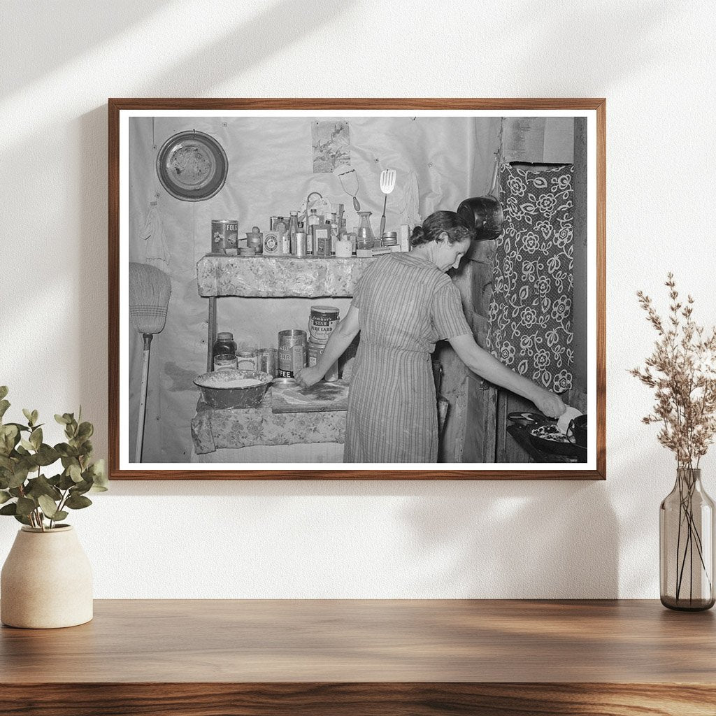 WPA Roadwork Woman Prepares Blackberry Pie June 1939