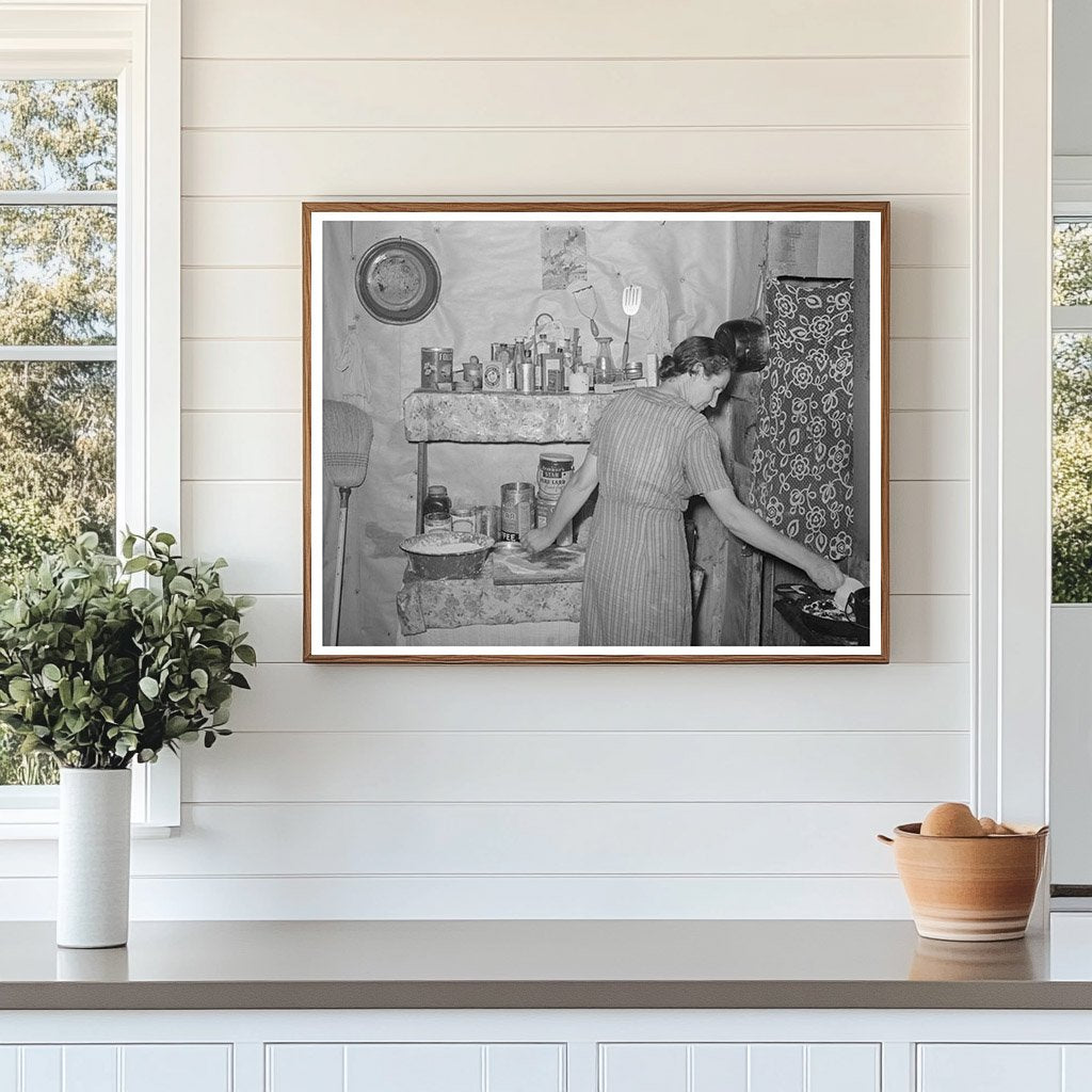 WPA Roadwork Woman Prepares Blackberry Pie June 1939