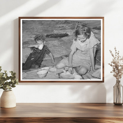 Migrant Children Eating Under Tarpaulin Muskogee 1939