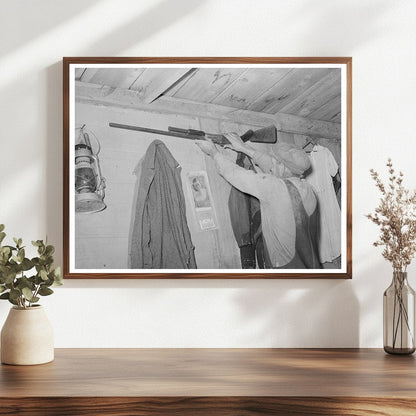 Elmer Thomas Family Moving Rifle Muskogee Oklahoma 1939