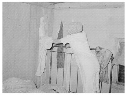 Migrant Home Interior in Oklahoma July 1939