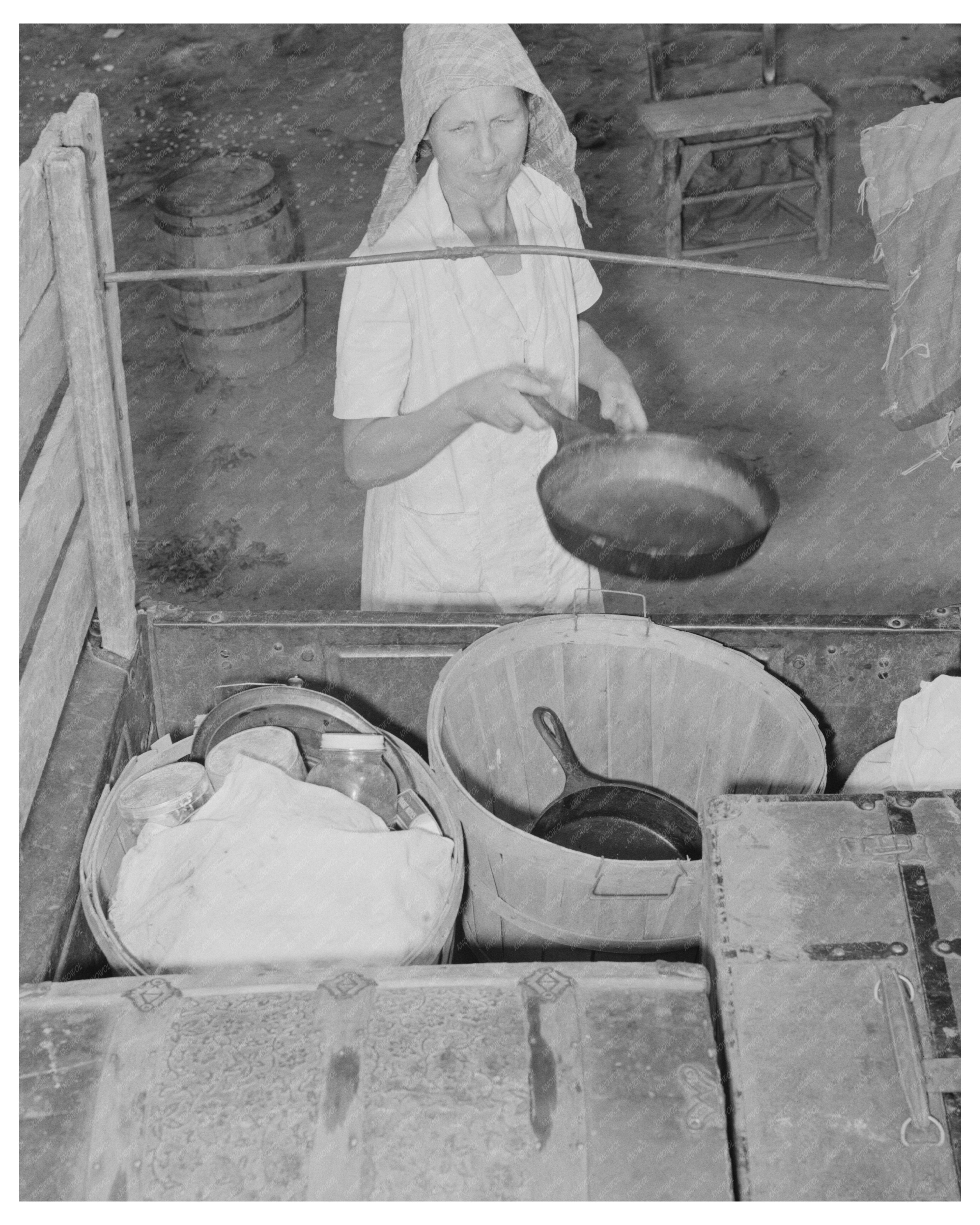 Elmer Thomas Family Prepares for California Journey 1939
