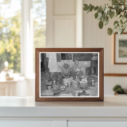 Migrant Family Collecting Fruit in Oklahoma City 1939