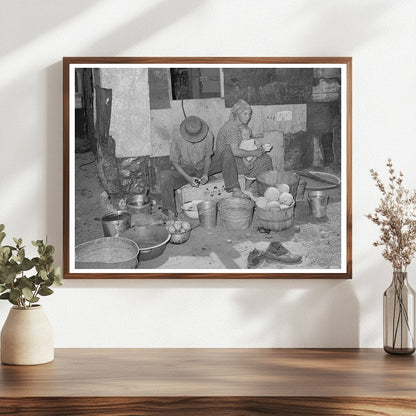 Migrant Family Collecting Fruit in Oklahoma City 1939