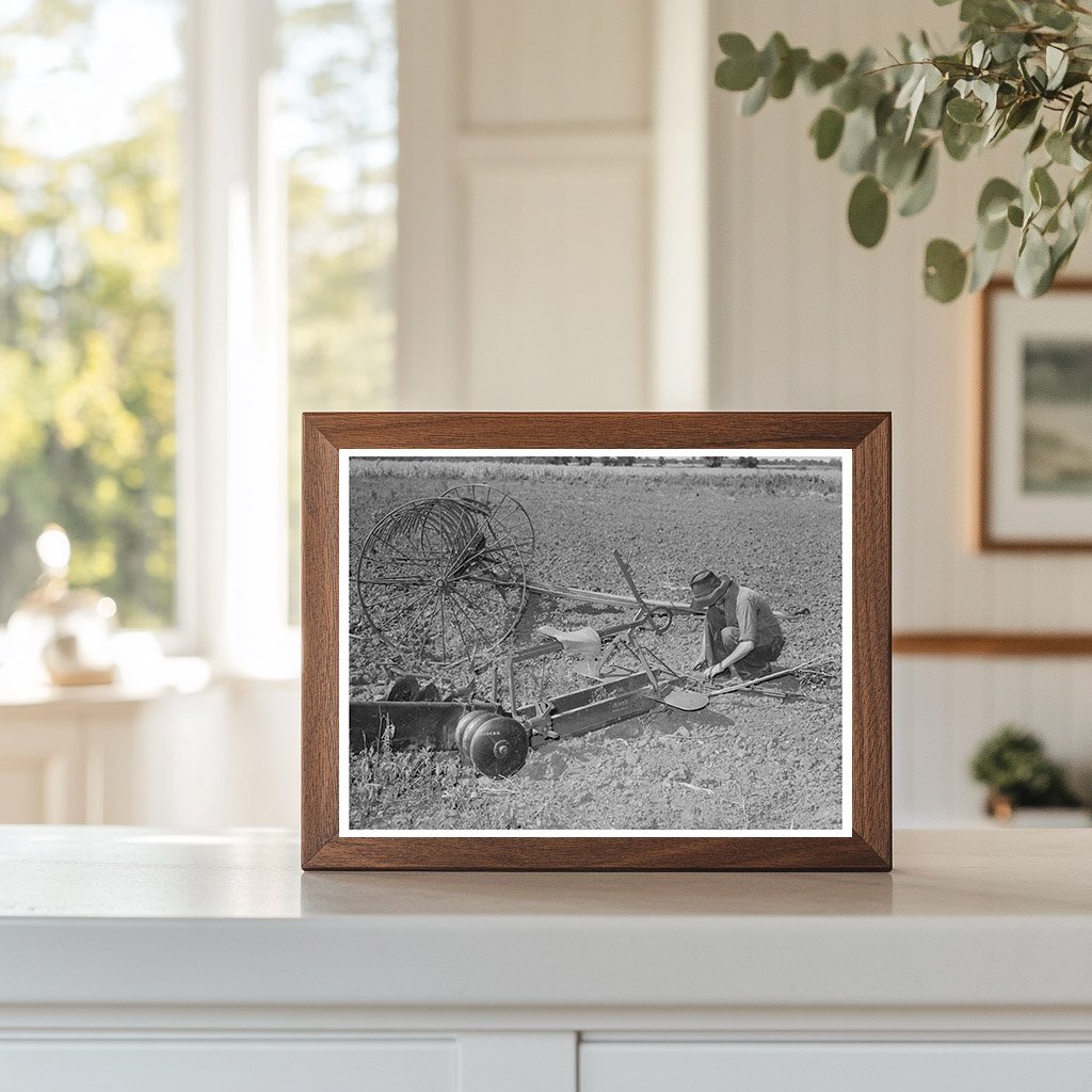 Son of Tenant Farmer Working in Muskogee Oklahoma 1939