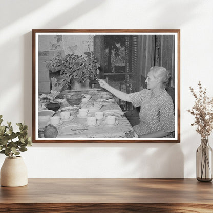 Family Meal of Tenant Farmers Near Muskogee 1939
