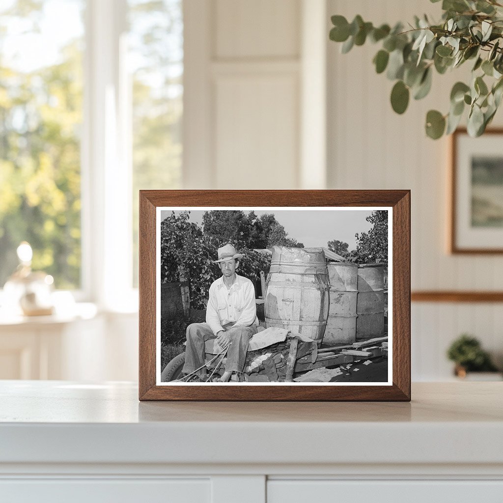 Water Peddler Delivering Water in Oklahoma City 1939
