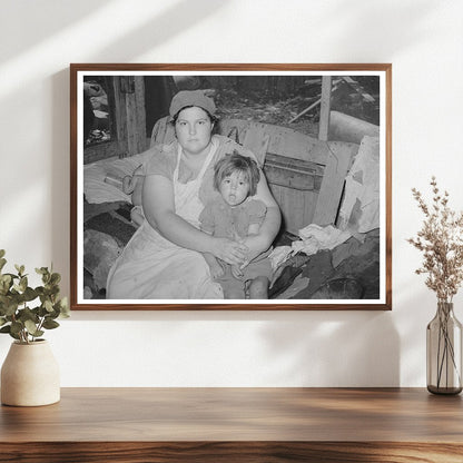 Mother and Child at Camp in Oklahoma City 1939