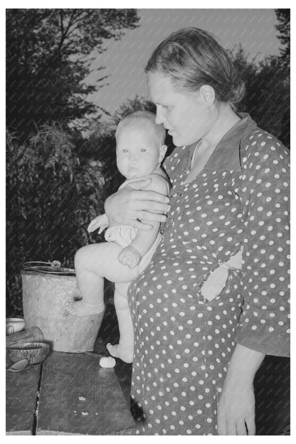 Mother and Child at Oklahoma City Community Camp 1935-1942