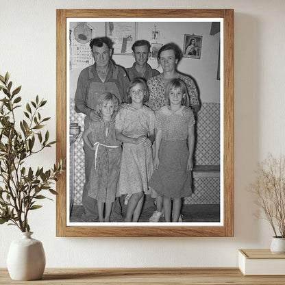 Family of Mr. Schoenfeldt in Kansas August 1939