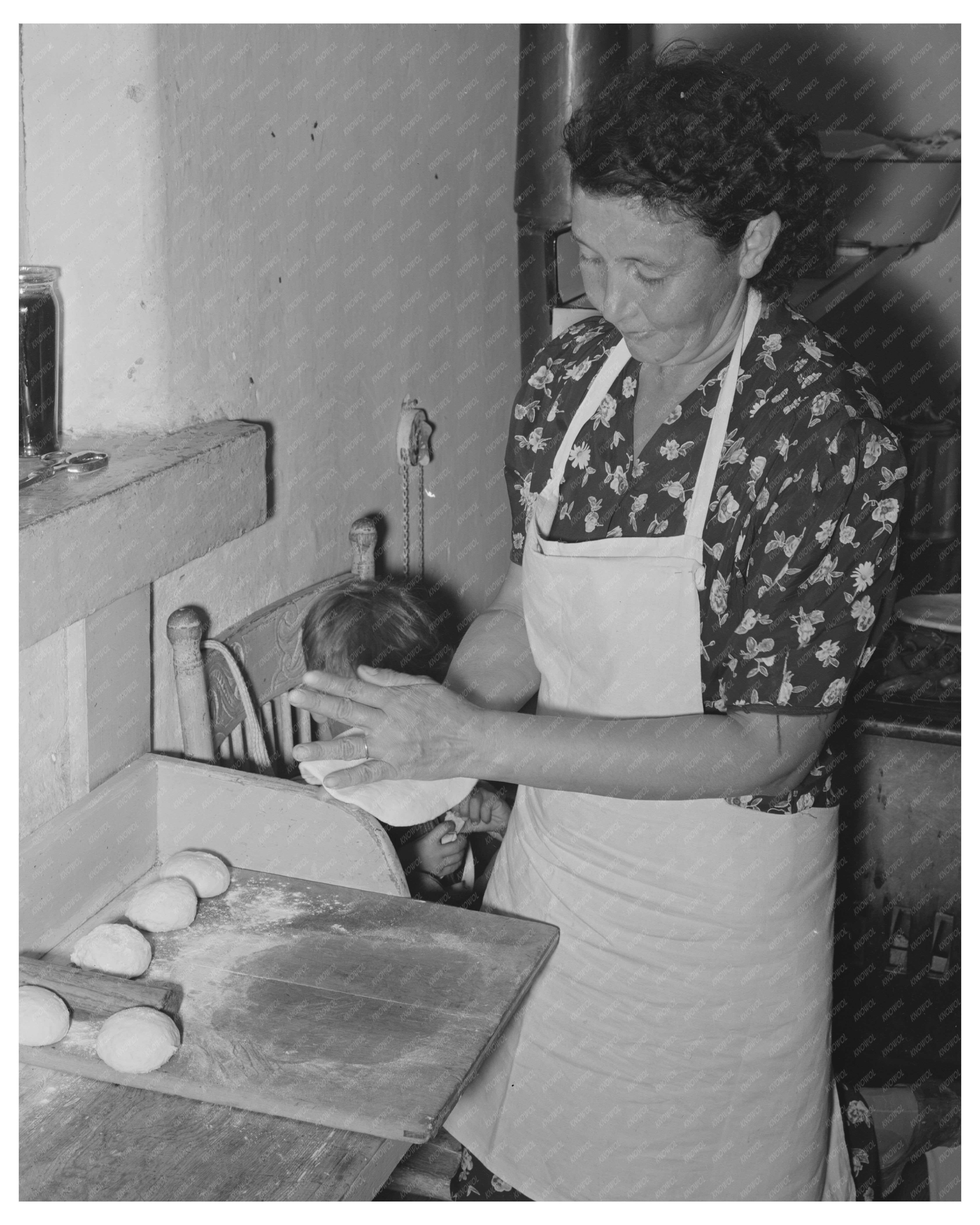 Woman Shaping Tortillas in Taos New Mexico 1939