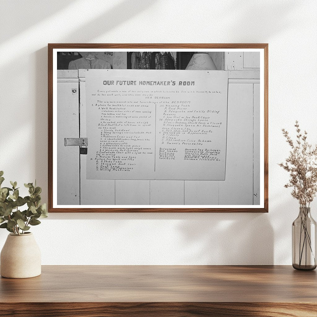 4-H Girls Club Exhibit Sign Gonzales County Fair 1939