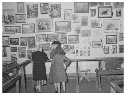 Art Exhibit at Gonzales County Fair November 1939