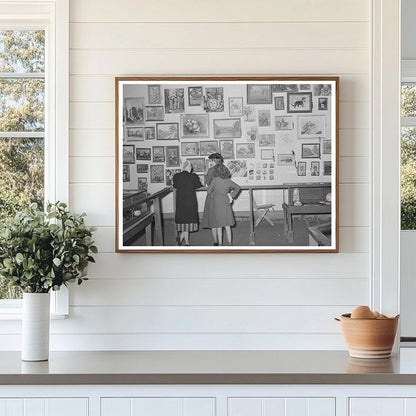 Art Exhibit at Gonzales County Fair November 1939