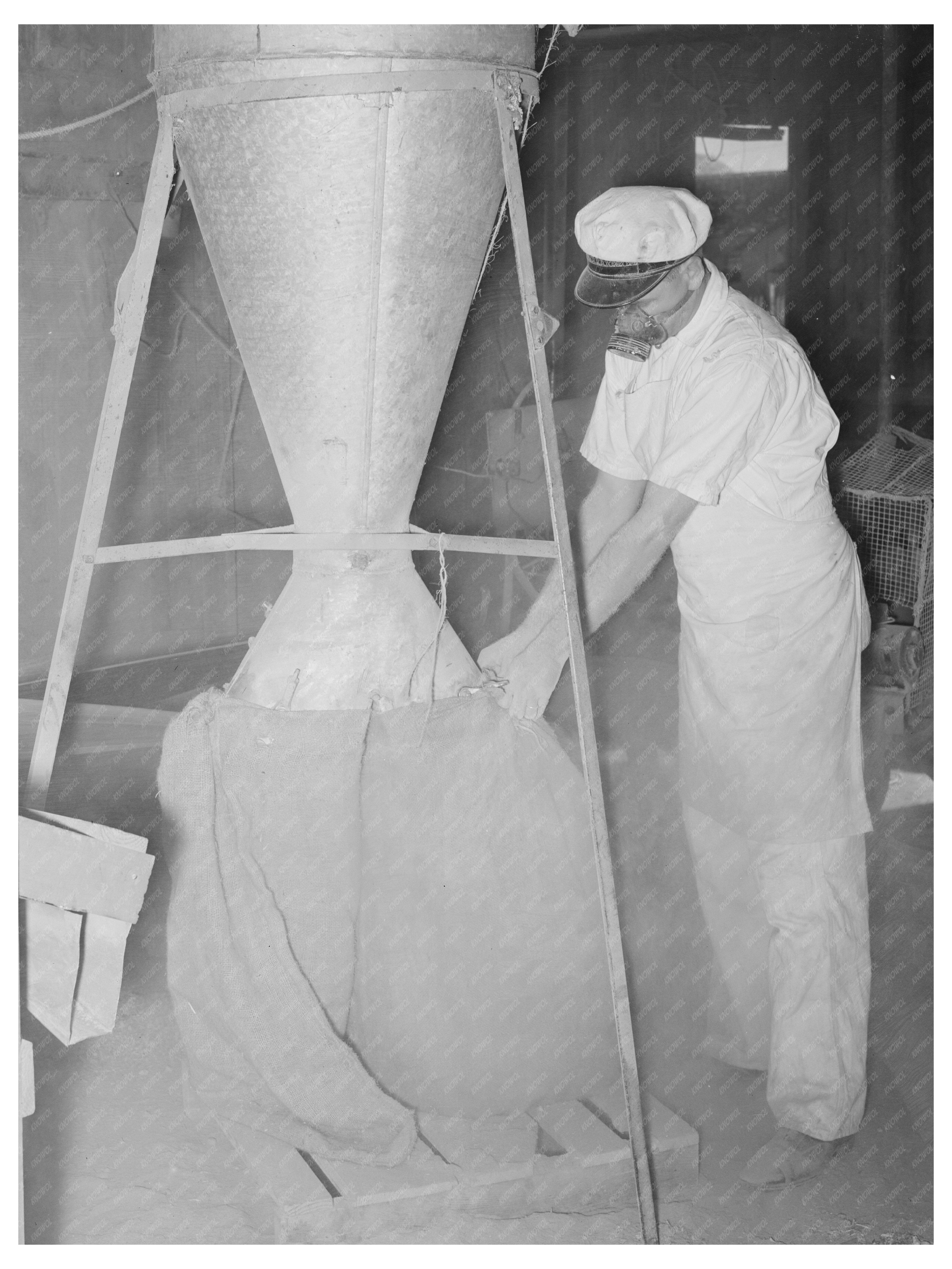 Feed Mill Operator in Taylor Texas October 1939