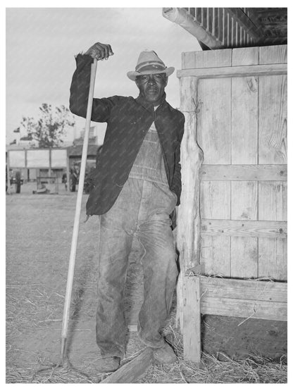 Gonzales County Fair Worker Texas October 1939