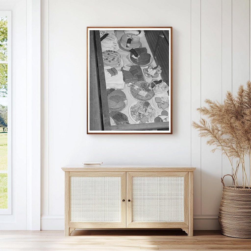 Cakes Cookies and Pies at Gonzales County Fair 1939