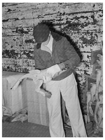 Grading Turkeys at Cold Storage Plant Brownwood 1939