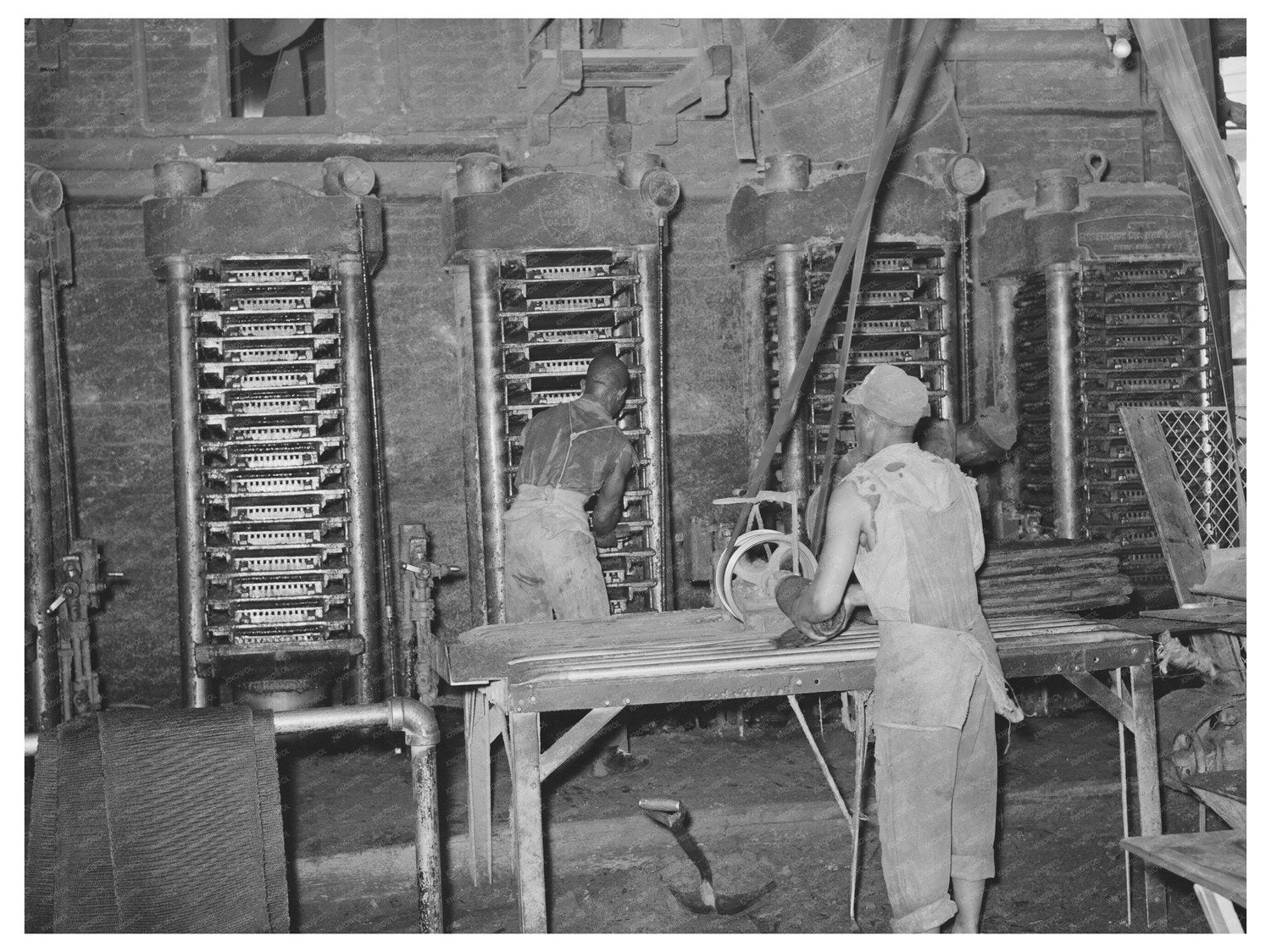 Cotton Cake Removal at McLennan County Oil Mill 1939