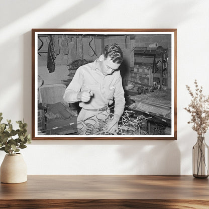 1939 Workers Tying Springs for Innerspring Mattresses