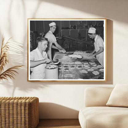 Bakers Rolling Crusts and Filling Pies Texas 1939