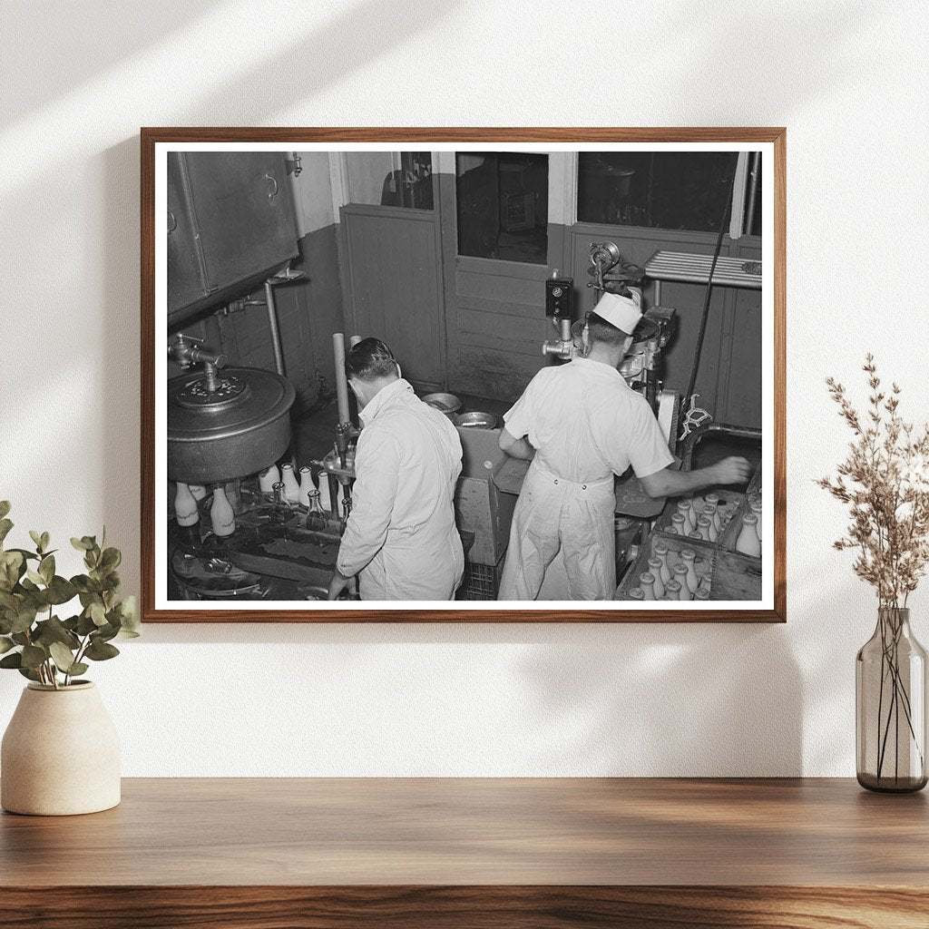 Bottling Milk at San Angelo Creamery November 1939