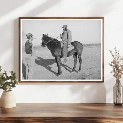 Pomp Hall Converses with Neighbor in Oklahoma 1940