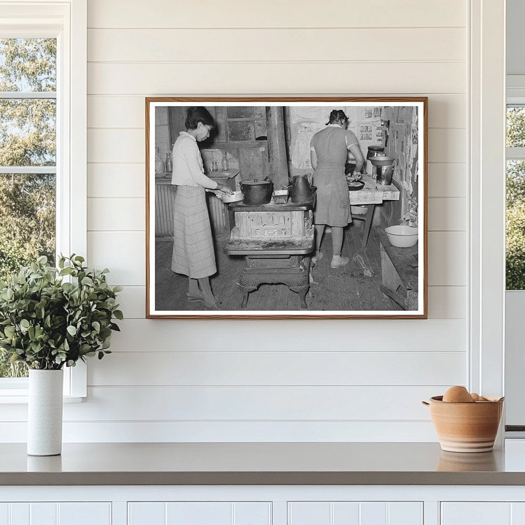 1940 Vintage Photo of Family Cooking in Oklahoma Kitchen