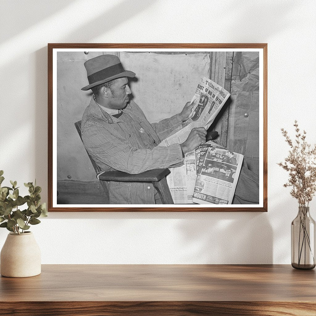 Pomp Hall Reading Newspaper in Oklahoma February 1944