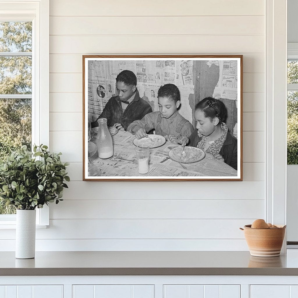 Children Eating in Pomp Hall Oklahoma February 1944