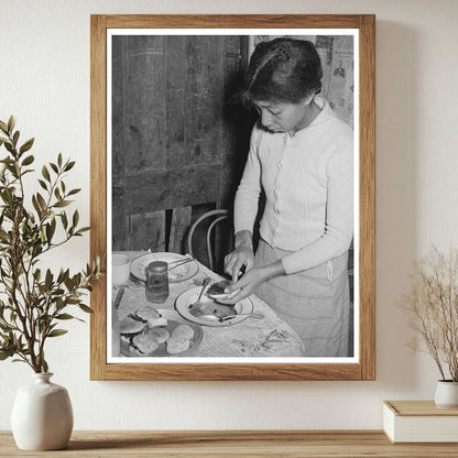 Wife Prepares School Lunches in Oklahoma February 1940