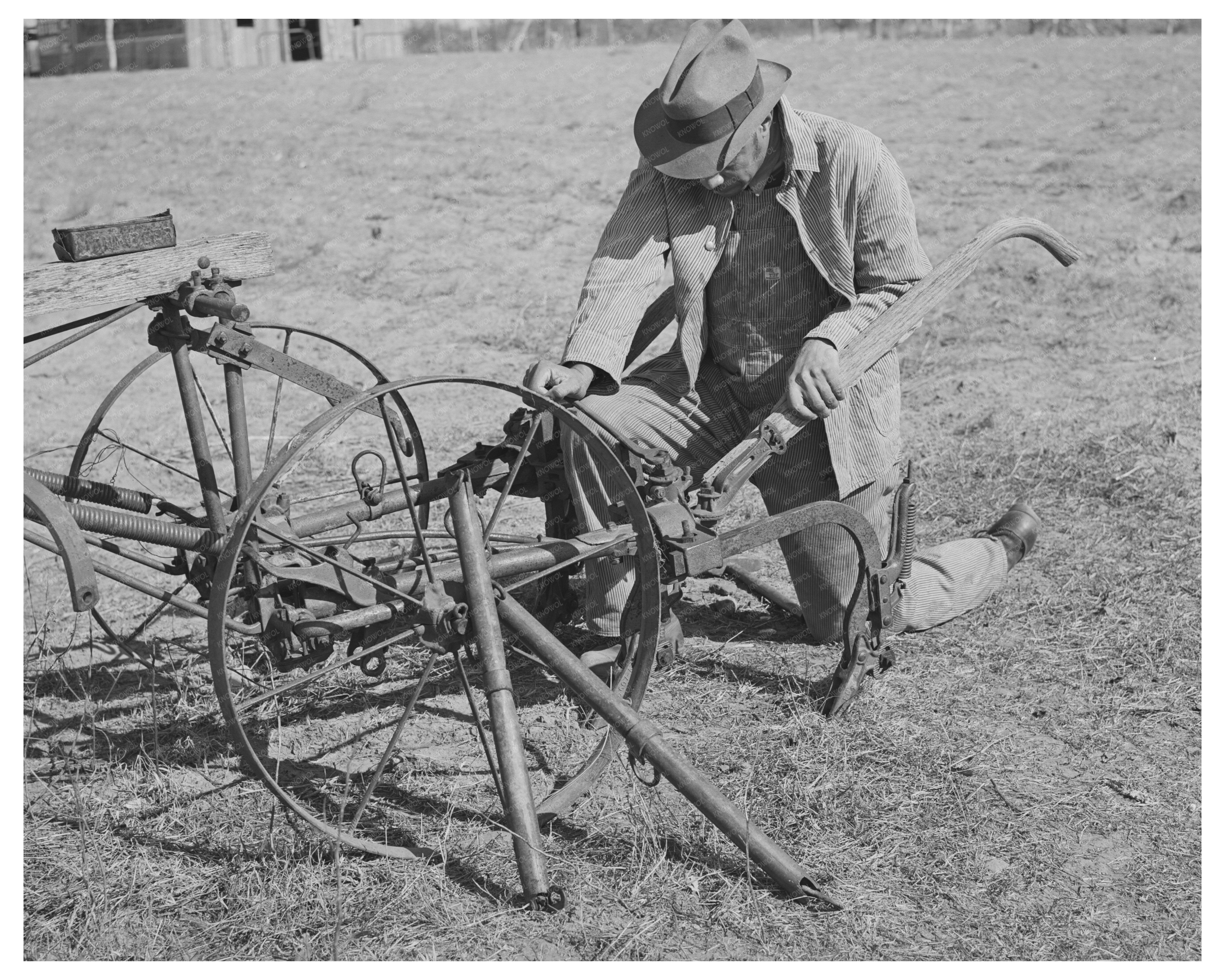 Pomp Hall Adjusting Cultivator Creek County Oklahoma 1940