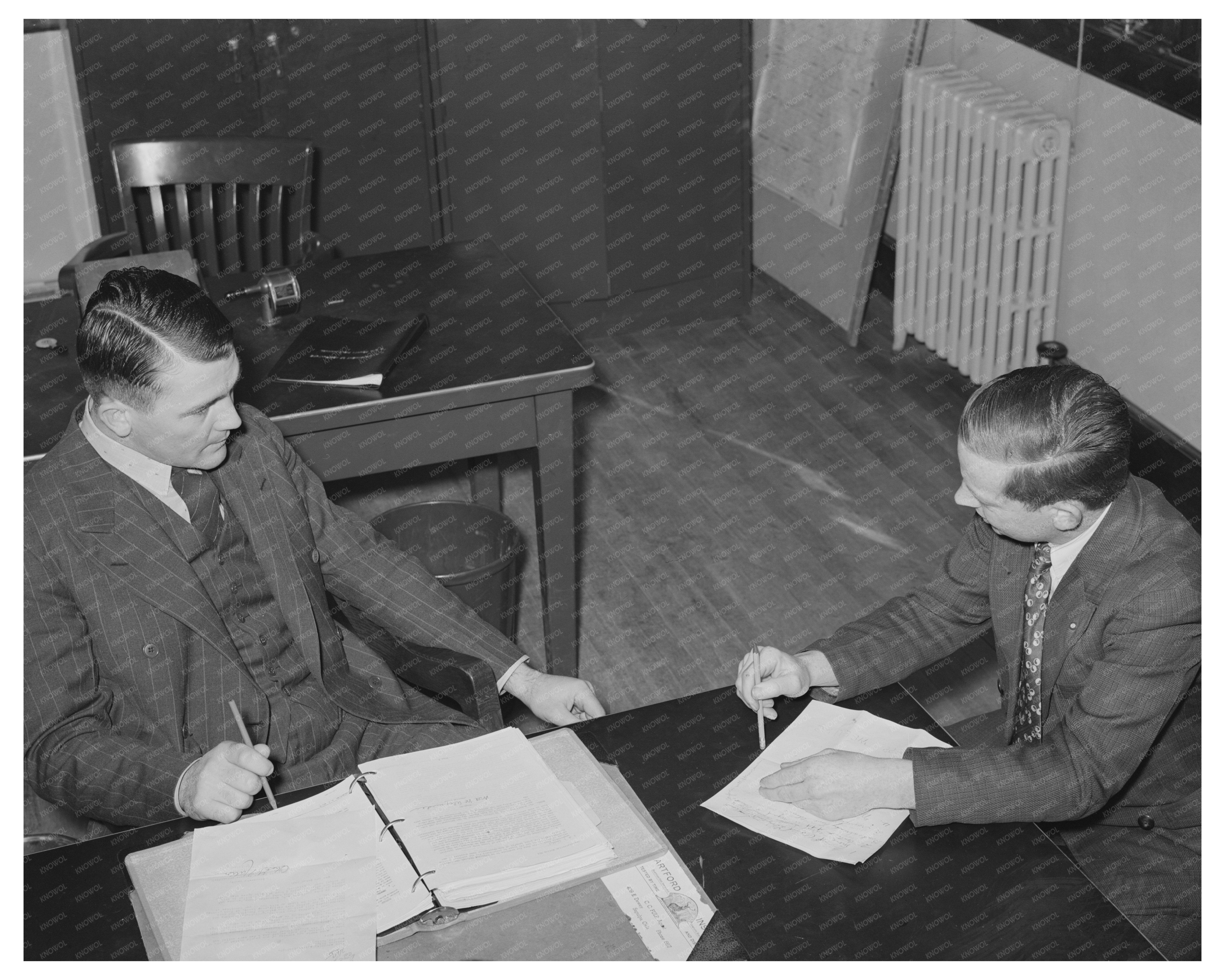 FSA Supervisor Discusses Tenant Farmers in Sapulpa 1940