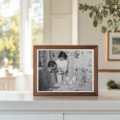 Pomp Hall and Wife with Seed February 1944