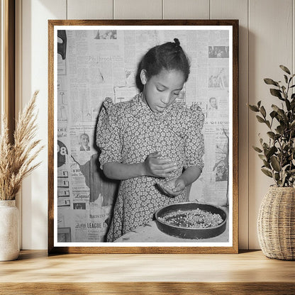 Daughter of Tenant Farmer Picking Peas Oklahoma 1944