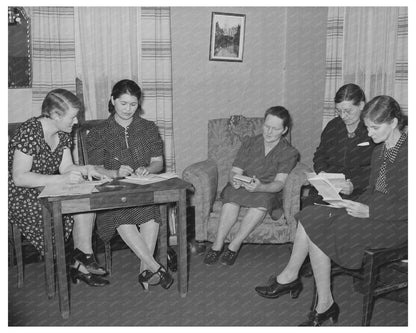 Home Demonstration Club Meeting in McIntosh County 1940