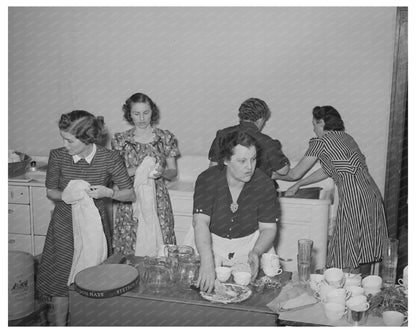 Wives of Jaycees Washing Dishes in Eufaula 1940