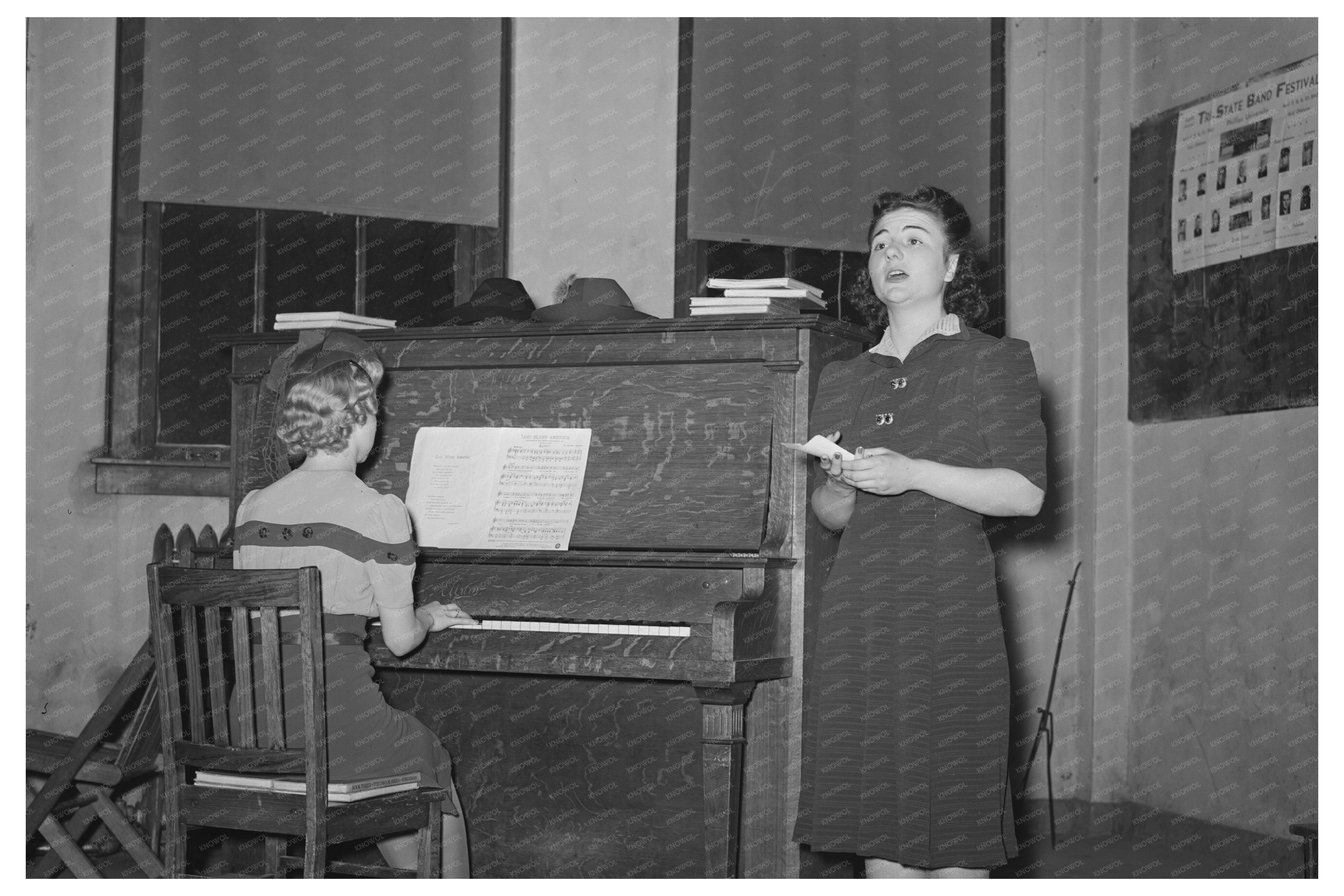 Young Lady Sings at Jaycee Supper Eufaula Oklahoma 1944