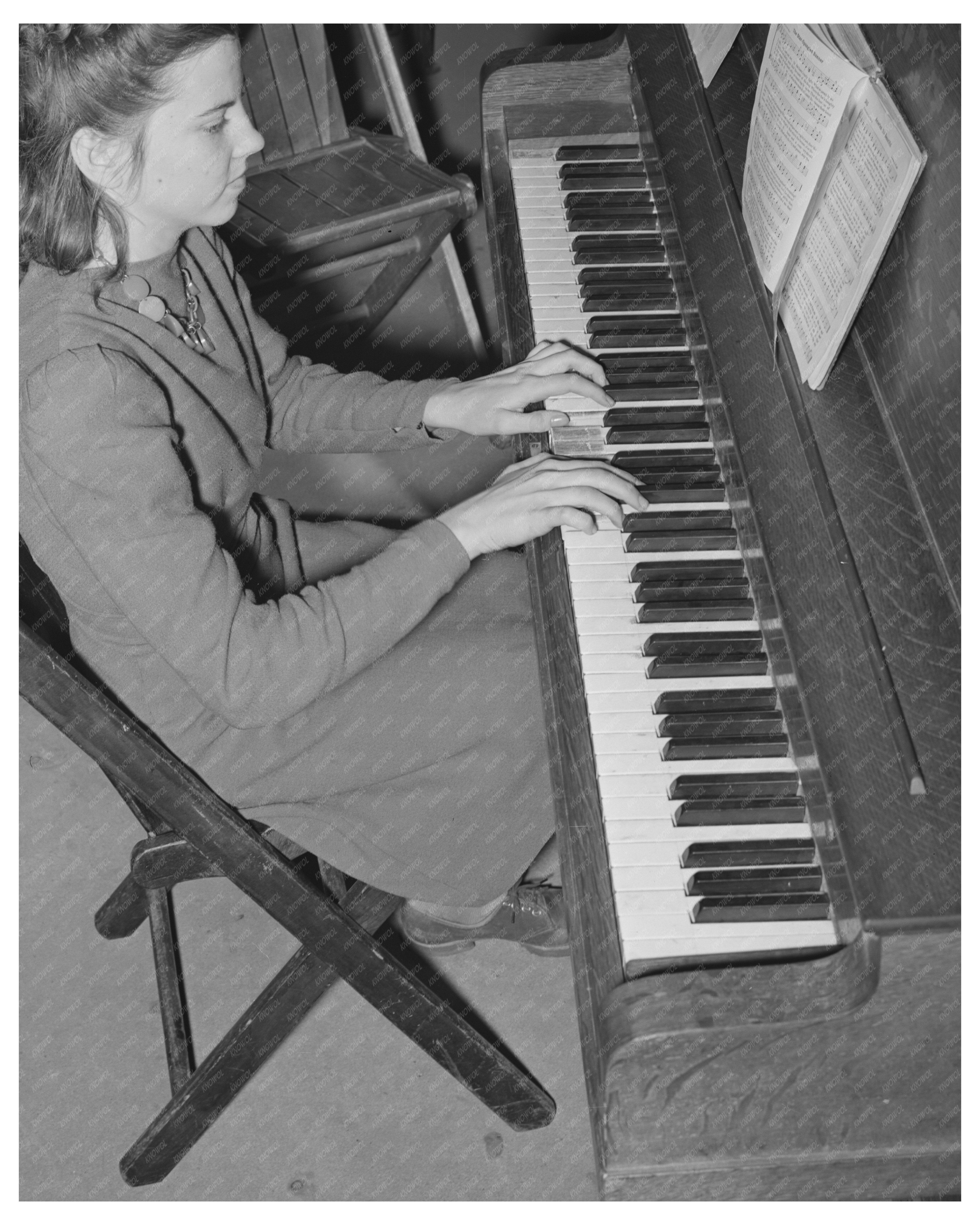 1940 High School Girl Playing America the Beautiful in Eufaula