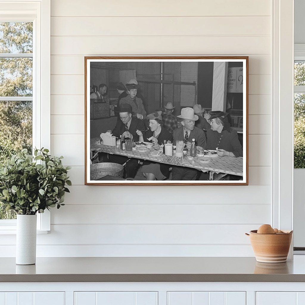 Cattlemen and Wives at San Angelo Fat Stock Show 1940