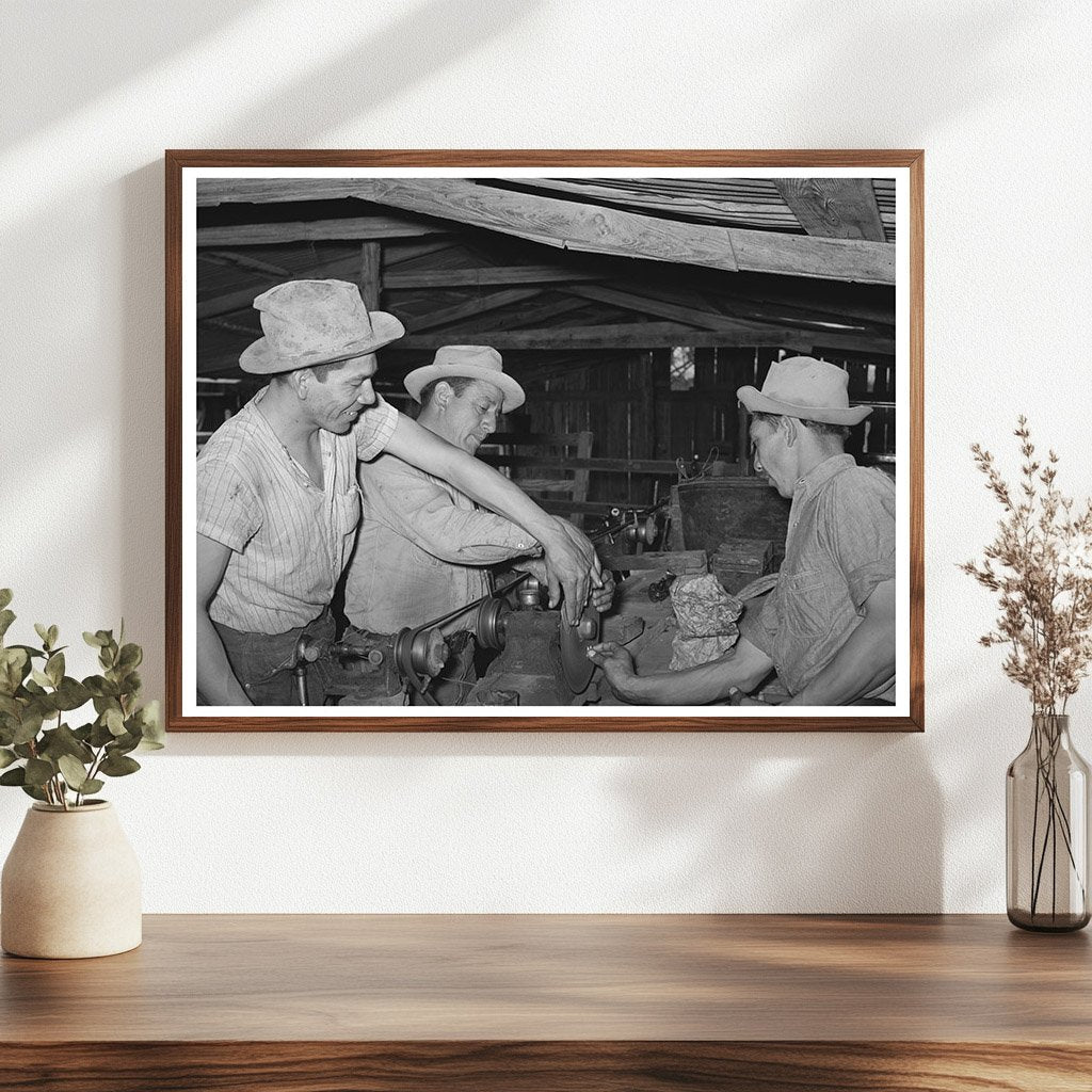 Sheep and Goat Shearers Sharpening Blades Texas 1944