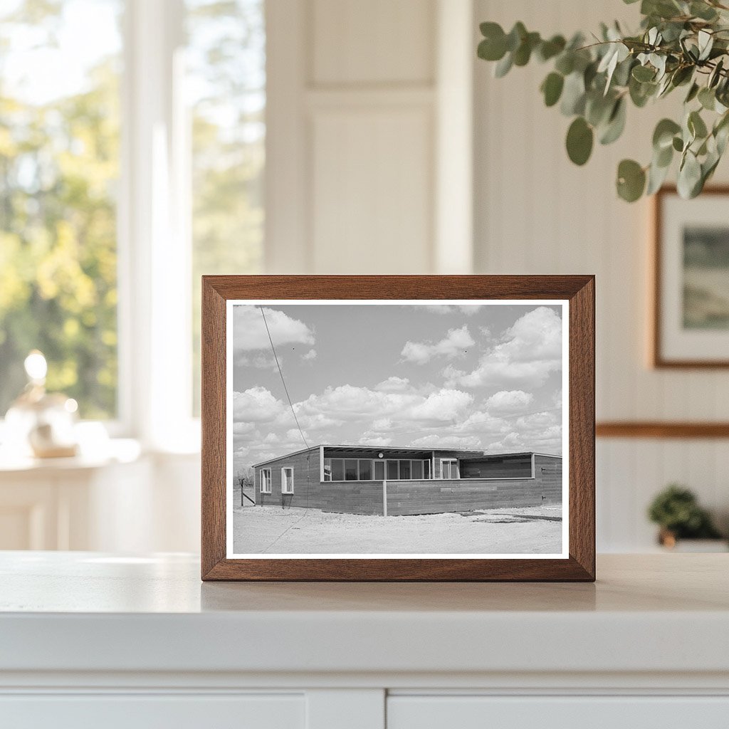 1940 Vintage Photo of Migratory Labor Camp Managers Home