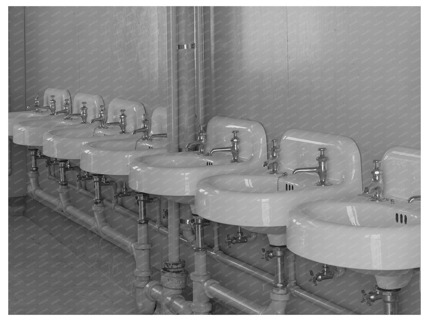 Wash Basins at Sinton Texas Labor Camp March 1940