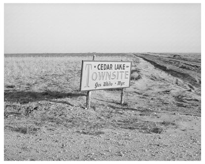 1940 Vintage Texas Sign on Great Plains in Dawson County