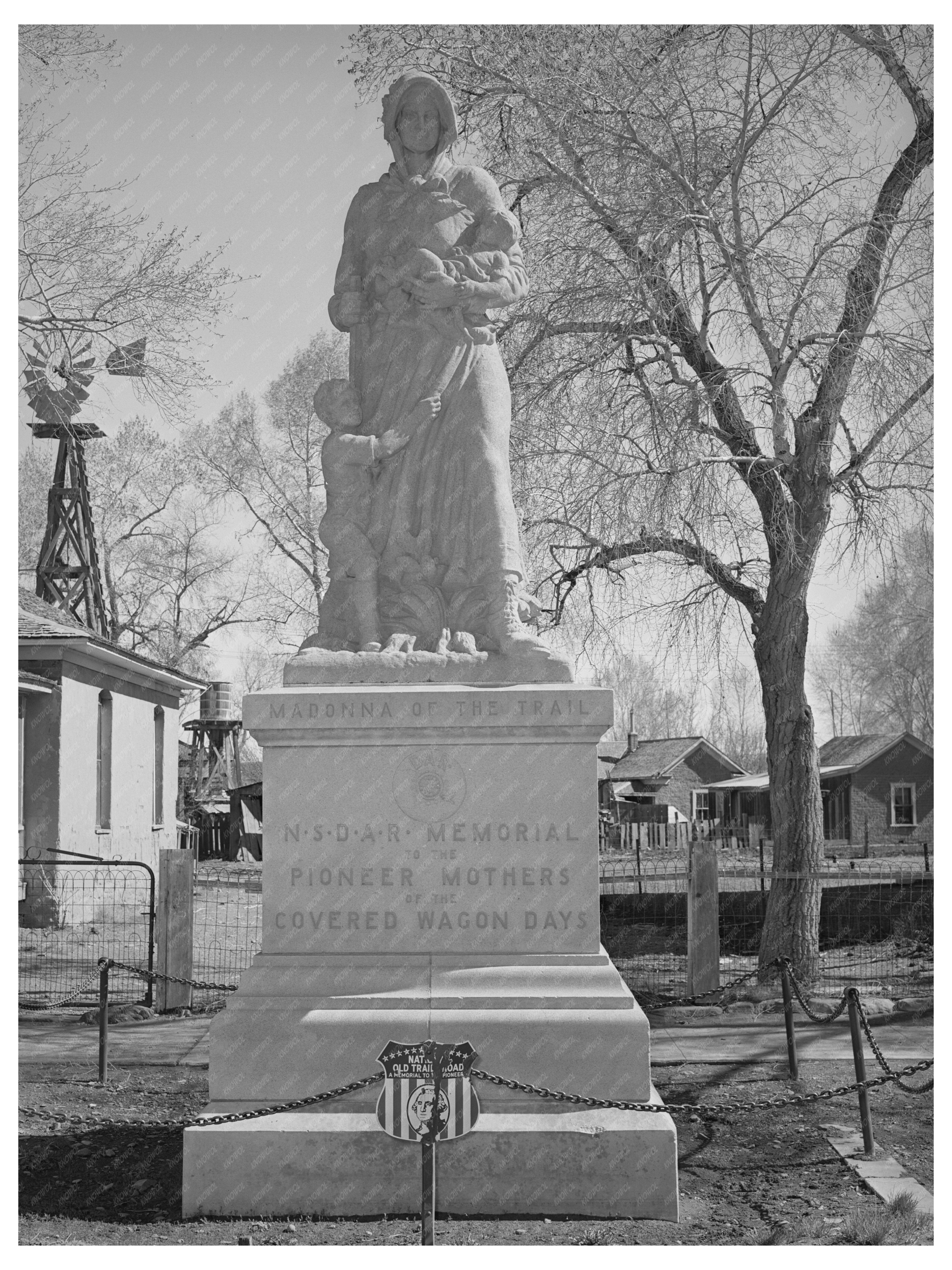 Pioneer Mothers Monument Springerville Arizona 1940