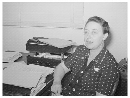 Family Selectionist in Tempe Arizona May 1940