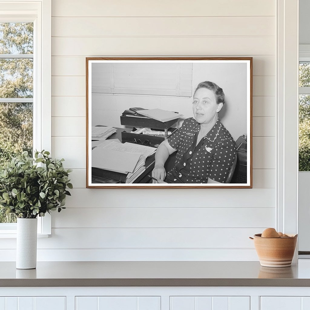 Family Selectionist in Tempe Arizona May 1940