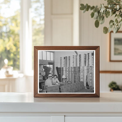 Furniture and Linoleum at Cooperative Phoenix 1940